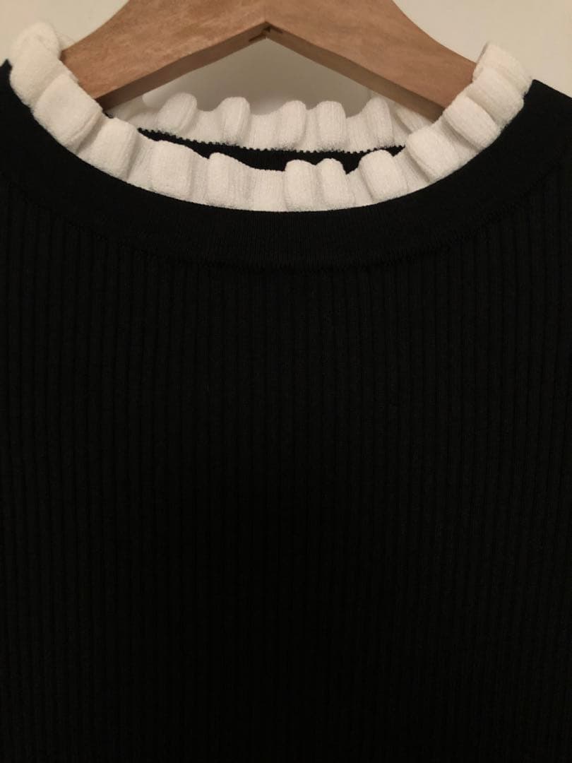 エムプルミエ m-i-d バイカラーフリルリブニットプルオーバー