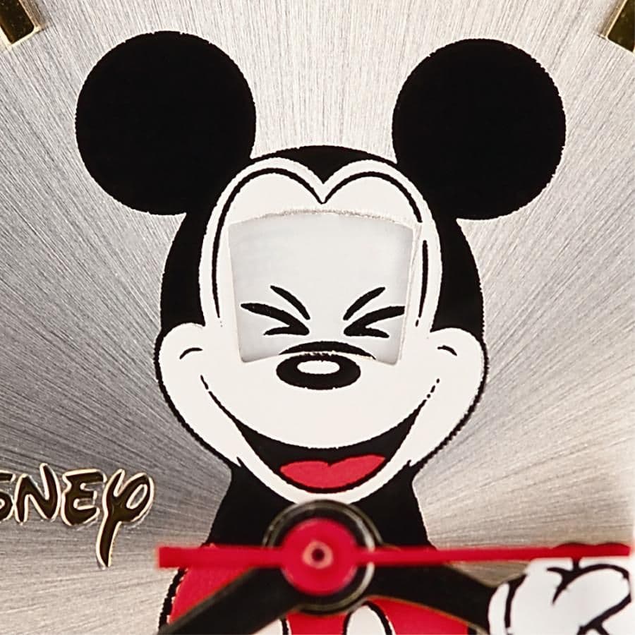 ディズニー　世界限定腕時計ギミックアイミッキー　シルバー