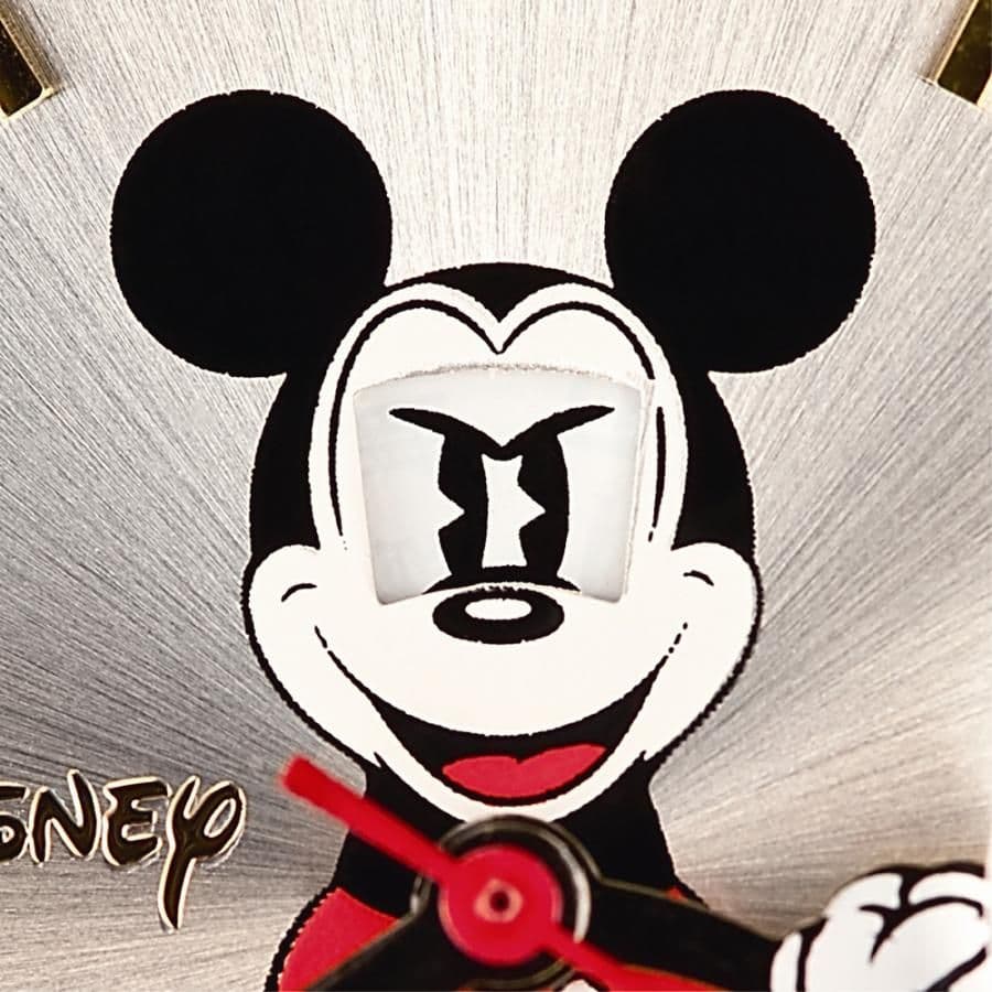 ディズニー　世界限定腕時計ギミックアイミッキー　シルバー