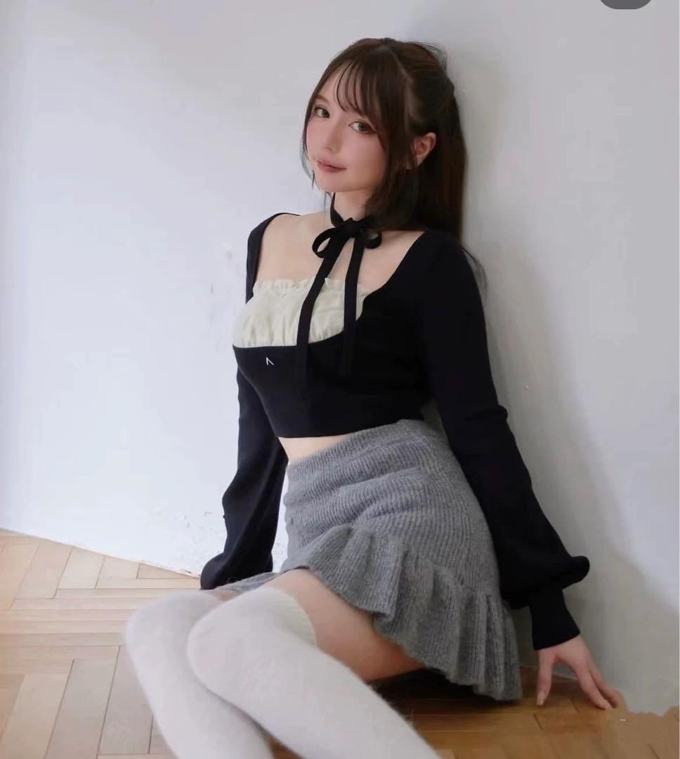 andmary　mew frill tops　black