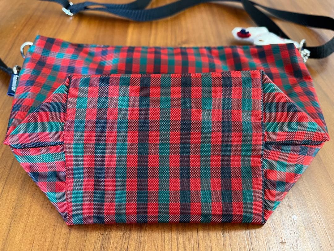 【郷♡さん専用】ファミリア　舟形ポシェット　初代