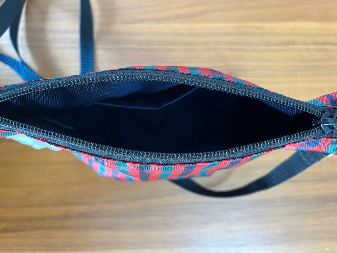 【郷♡さん専用】ファミリア　舟形ポシェット　初代