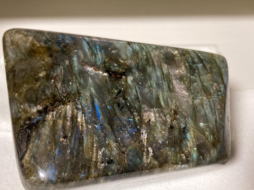 ✨週末限定セール✨ラブラドライト特大924g マダガスカル産 ブルーシラー磨き