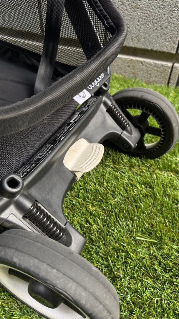 バガブー バタフライ デザートトープ B型ベビーカー