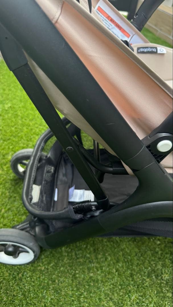 バガブー バタフライ デザートトープ B型ベビーカー