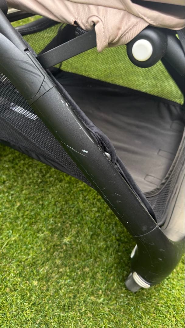 バガブー バタフライ デザートトープ B型ベビーカー