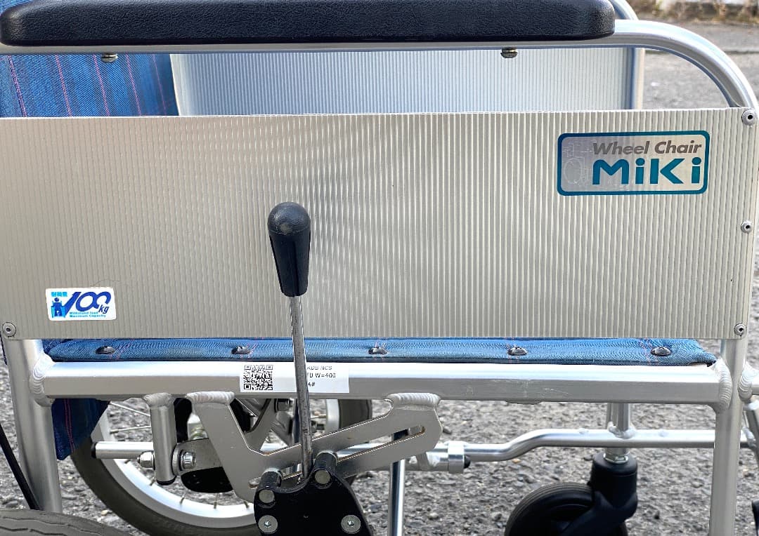 MIKI ミキ 超軽量 介助型車いす C43KDB NCS