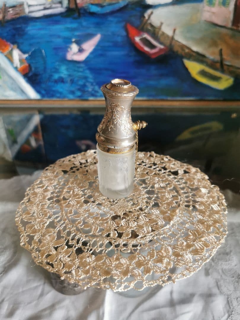 アンティークイタリア マルチーズレース 黄金色の絹糸ボビン編み 19㎝ドイリーβ