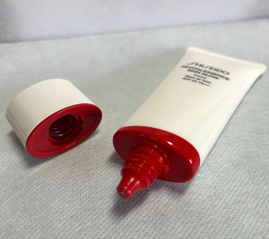 SHISEIDO 資生堂 エッセンススキングロウ　ファンデーション 下地 セット