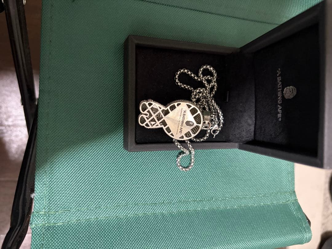 A BATHING APEネックレス