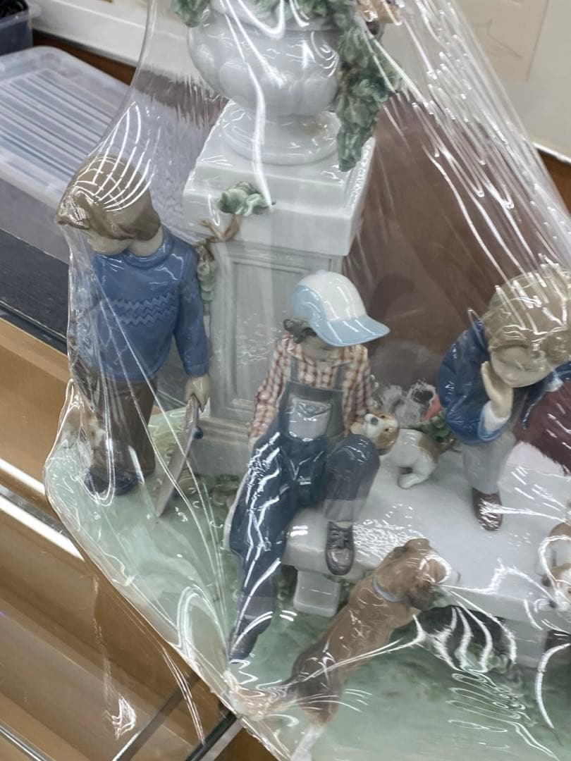 リヤドロ 犬と少年たち フィギュリン 置物 インテリア 箱無し