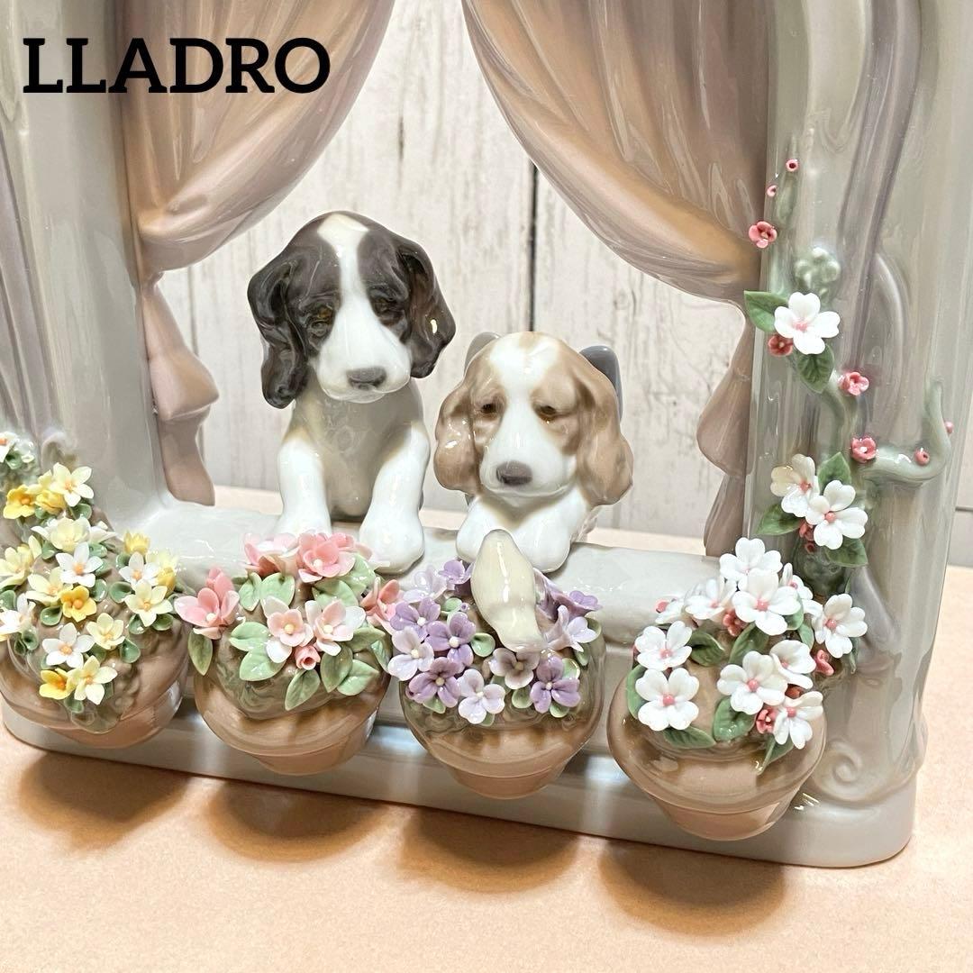 LLADRO リヤドロ⭐️可愛いながめ　置物　陶器　ガラスケース付き