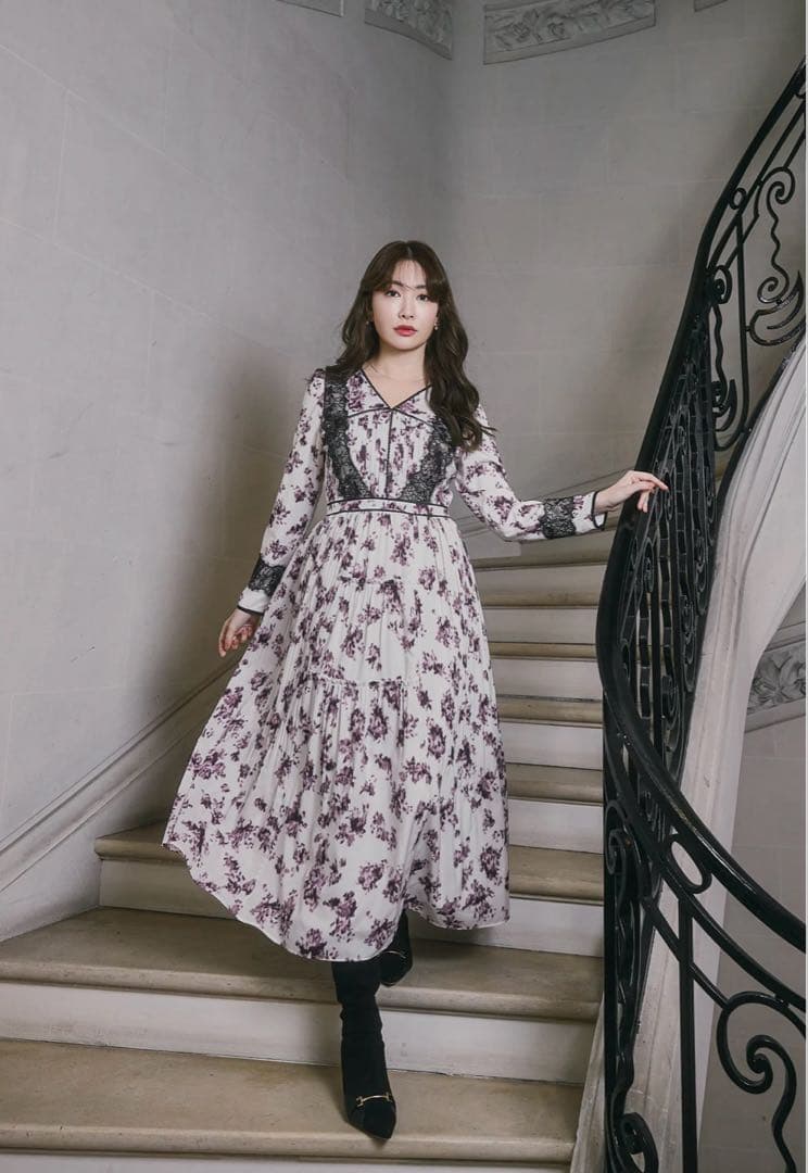 新品未使用 Grasse Floral Pleated Dress