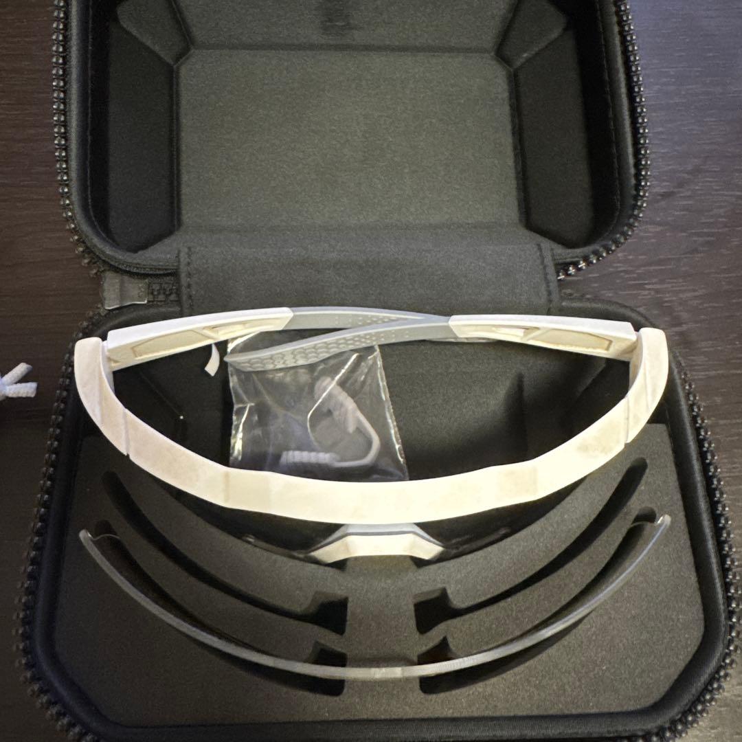 100％サングラス