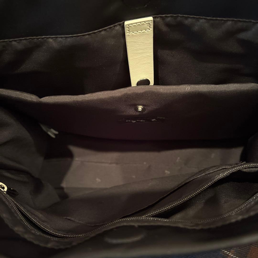 未使用　最終値下げ　黒のナイロントートバッグ