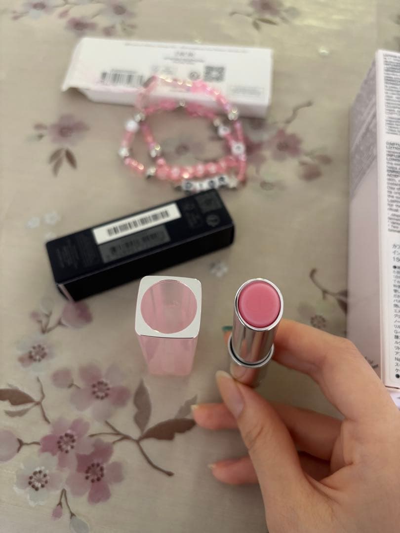 Dior カプチュール ブルーミングブーケ アディクトリップグロウ ストラップ