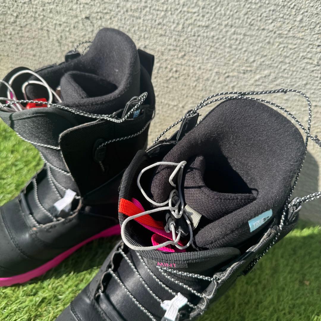 美品 BURTON ミント ブーツ 25.0cm Speed Zone