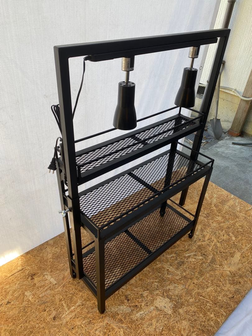 アイアンシェルフ　インダストリアル アイアンラック　多肉植物　アガベ