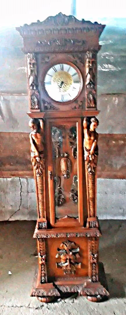 最終値下げ‼️華麗な洋風‼️希少美‼️木彫りの華麗な柱時計‼️