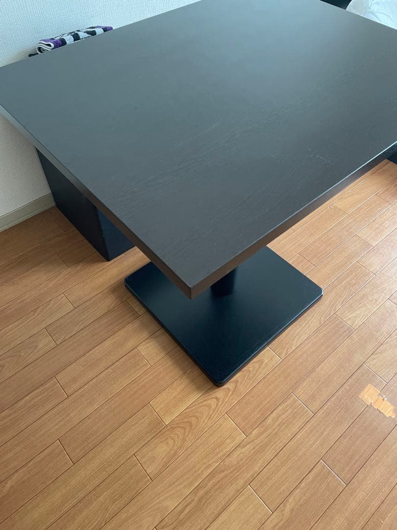 業務用 カフェテーブル 600×750×H700 取り付け用ネジ付き