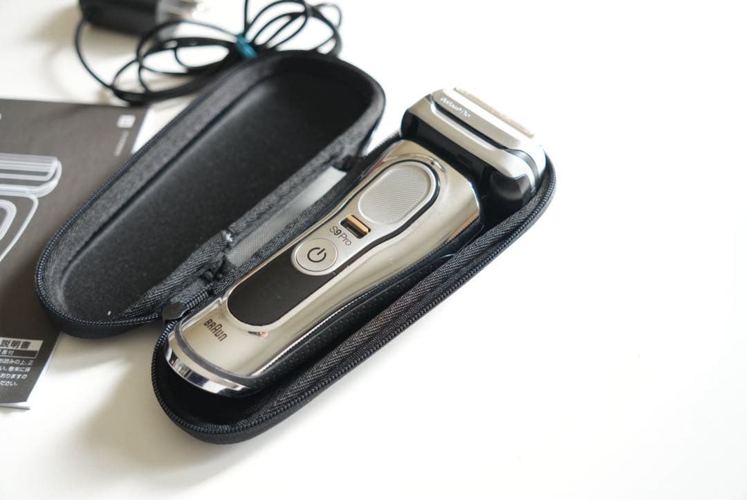 BRAUN series9pro 充電器付き