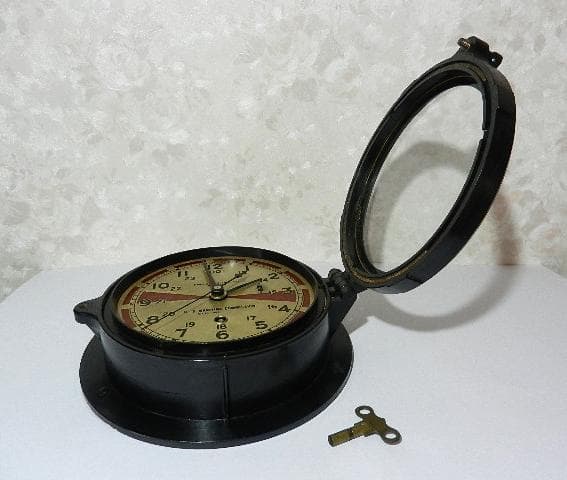 米国チェルシー社１９４０年代製ゼンマイ式船舶時計（「米国海事委員会」名入り）