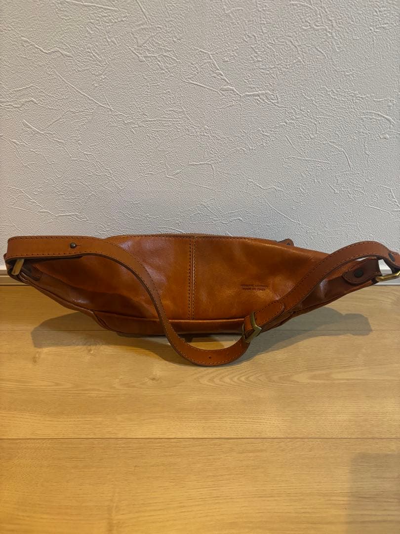 I MEDICI ラージファニーウエストバッグ　イタリア製レザー ボディバッグ