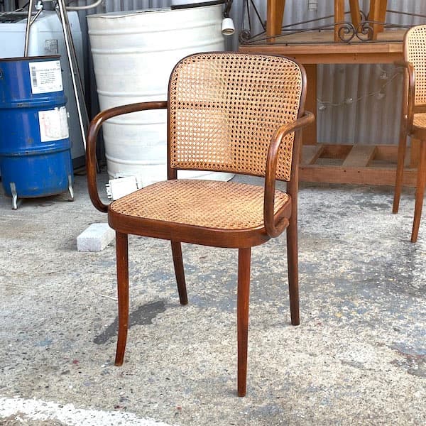 トーネット　ビンテージベントウッドチェア　No811 アームチェア　A