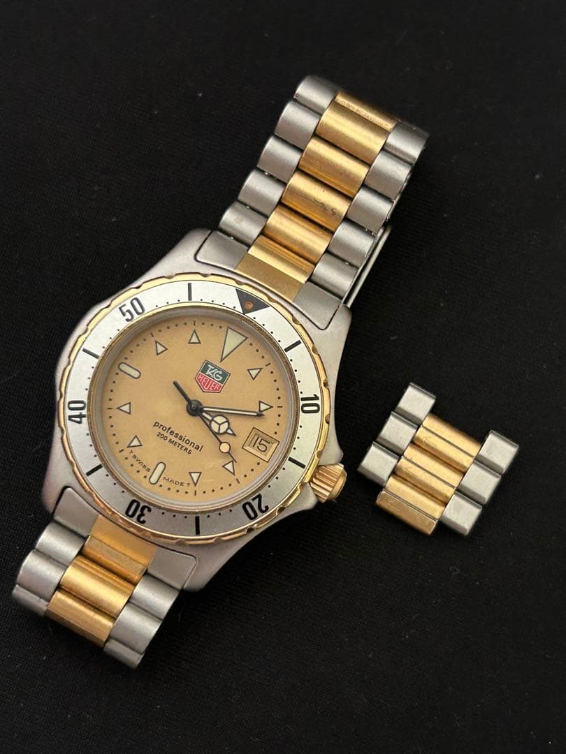 タグ・ホイヤー ダイバーズウォッチ プロフェッショナル200. 稼働中