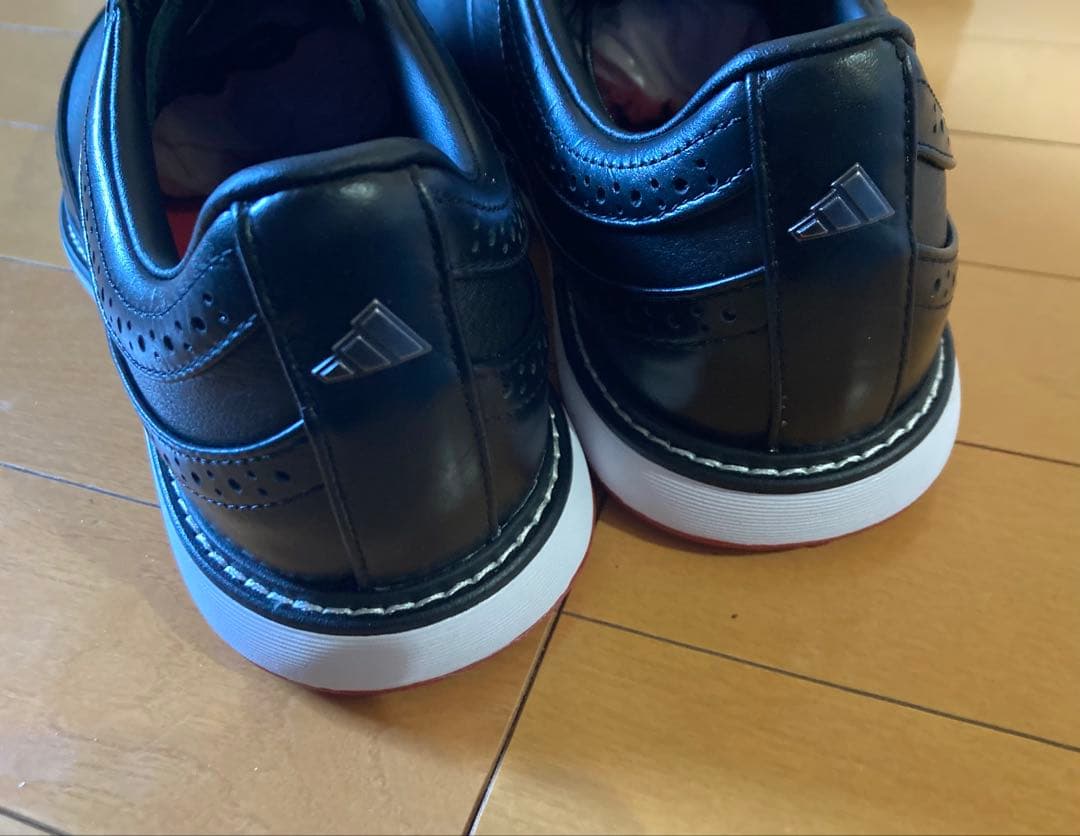 新品アディダスadidasゴルフシューズ MC80 スパイクレス 24.0cm