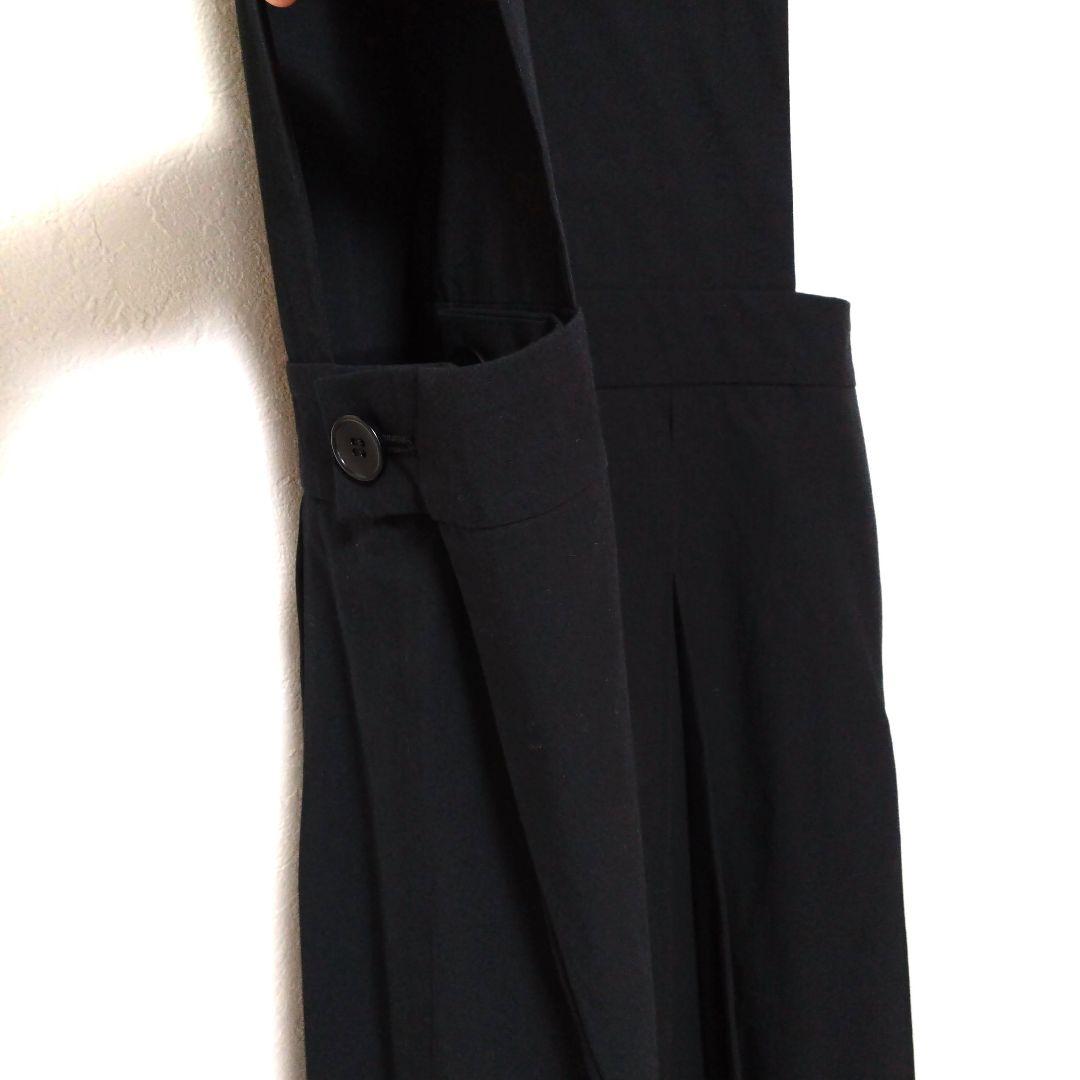 【美品】Cion ブラック Vネック コットンジャンパースカート