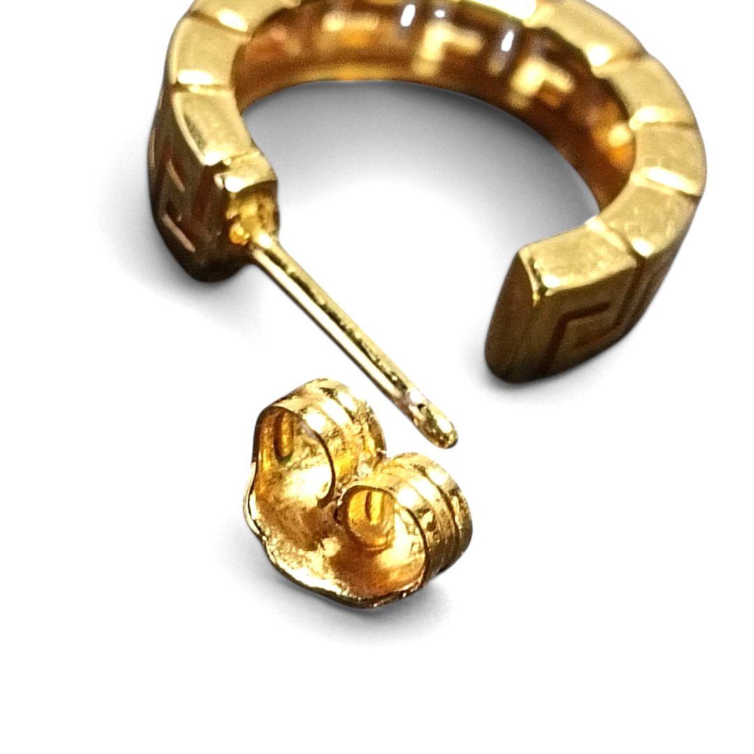 VERSACE フープピアス　グルカ　片耳用　ゴールドカラー　ロゴ