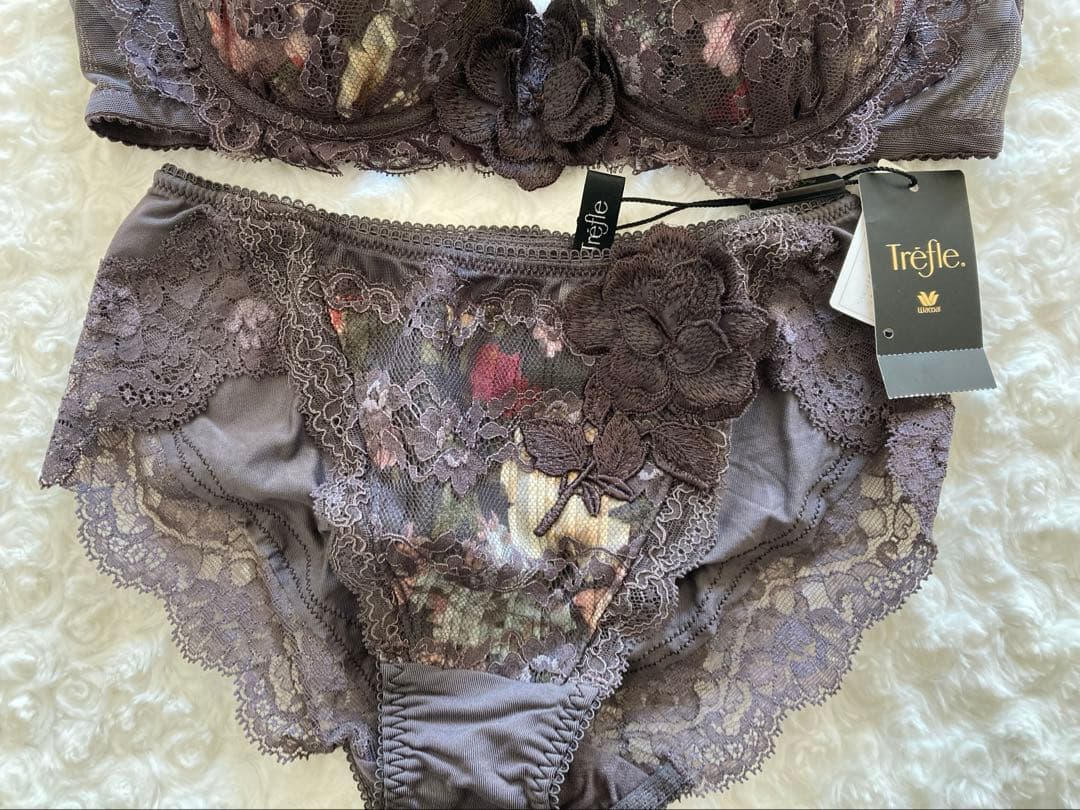 トレフル/D70&M/67G/GY