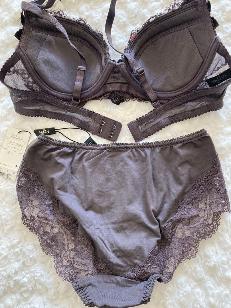 トレフル/D70&M/67G/GY