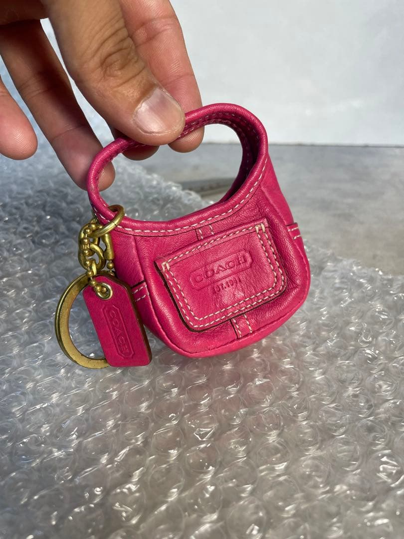 COACH ピンク レザー ミニバッグ キーホルダー チャーム ホーボー 未使用