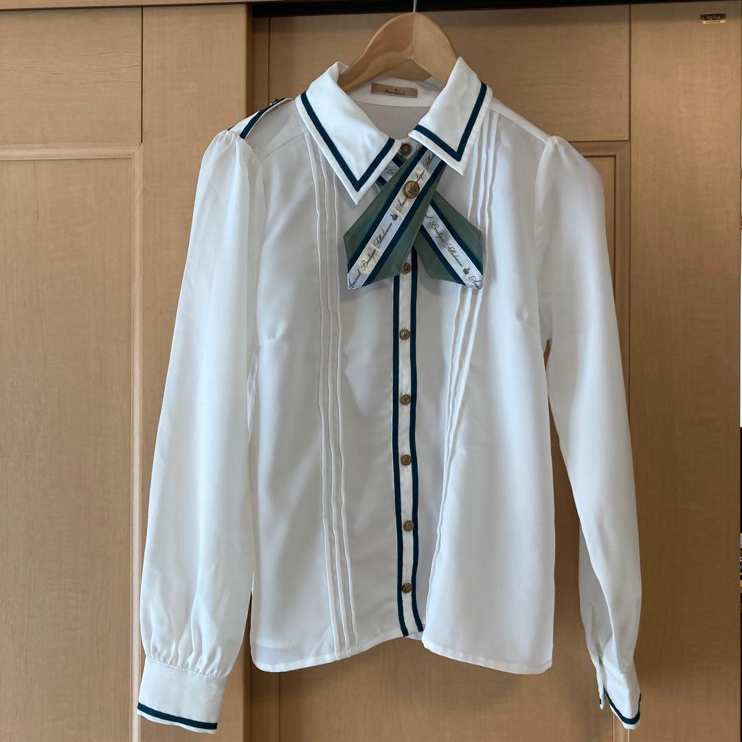 美品　アマベル Amavel 白ブラウス+緑スカート+レース付ボリュームスカート