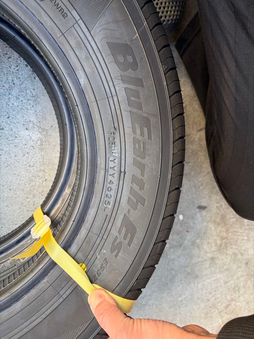 145/80-13 ヨコハマ ブルーアース es32 4本セット　新品