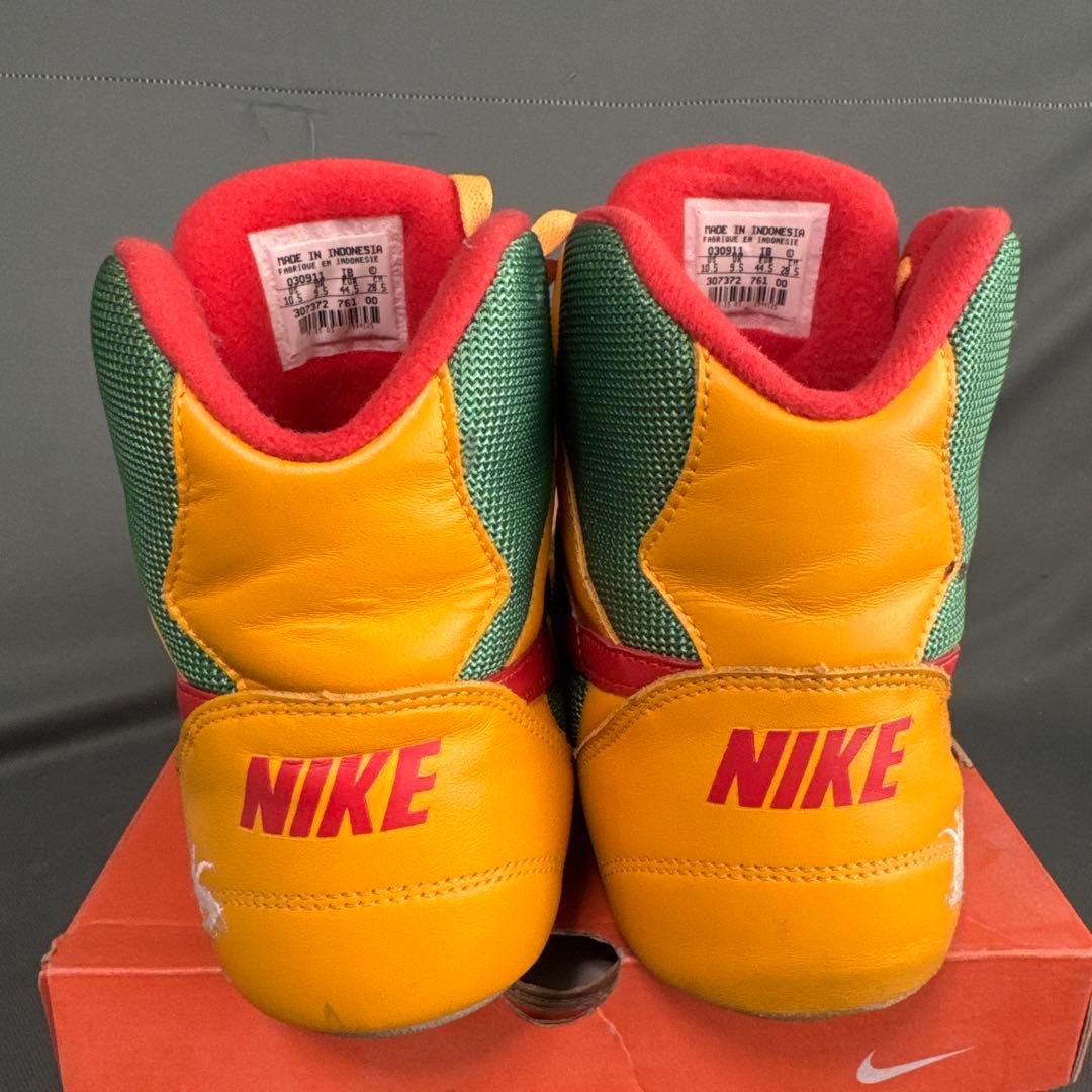 NIKE グレコ シュプリーム