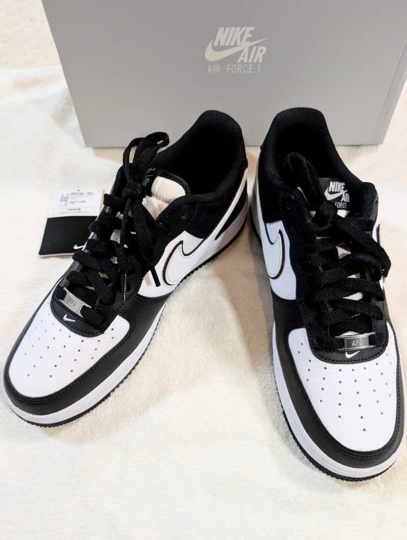 毎日値下げ☆ほぼ新品☆ナイキ エアフォース1 パンダNIKE Air Force