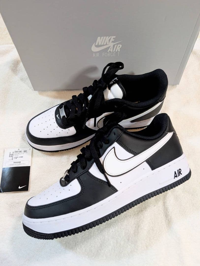 毎日値下げ☆ほぼ新品☆ナイキ エアフォース1 パンダNIKE Air Force