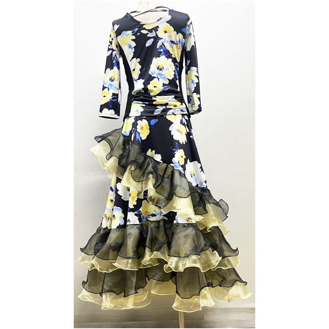 新品 セットアップ 黒に黄色花柄 スタンダード モダン 衣装 パーティ 発表会