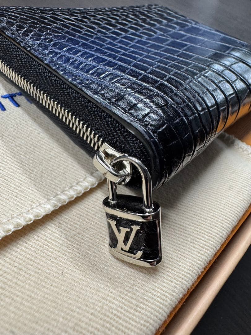 LOUIS VUITTON ジッピーウォレットクロコダイル ケース