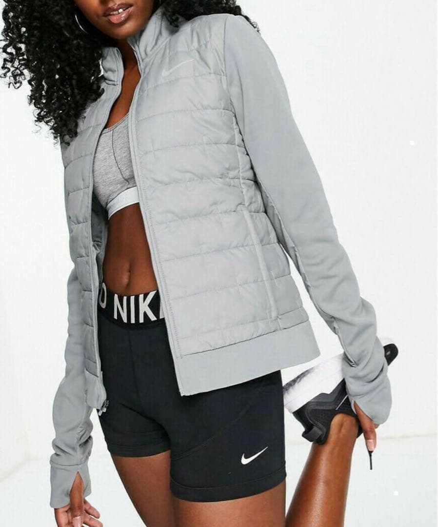 新品 ナイキ エアロレイヤー ランニングジャケット 中綿 フリース ウィメンズ