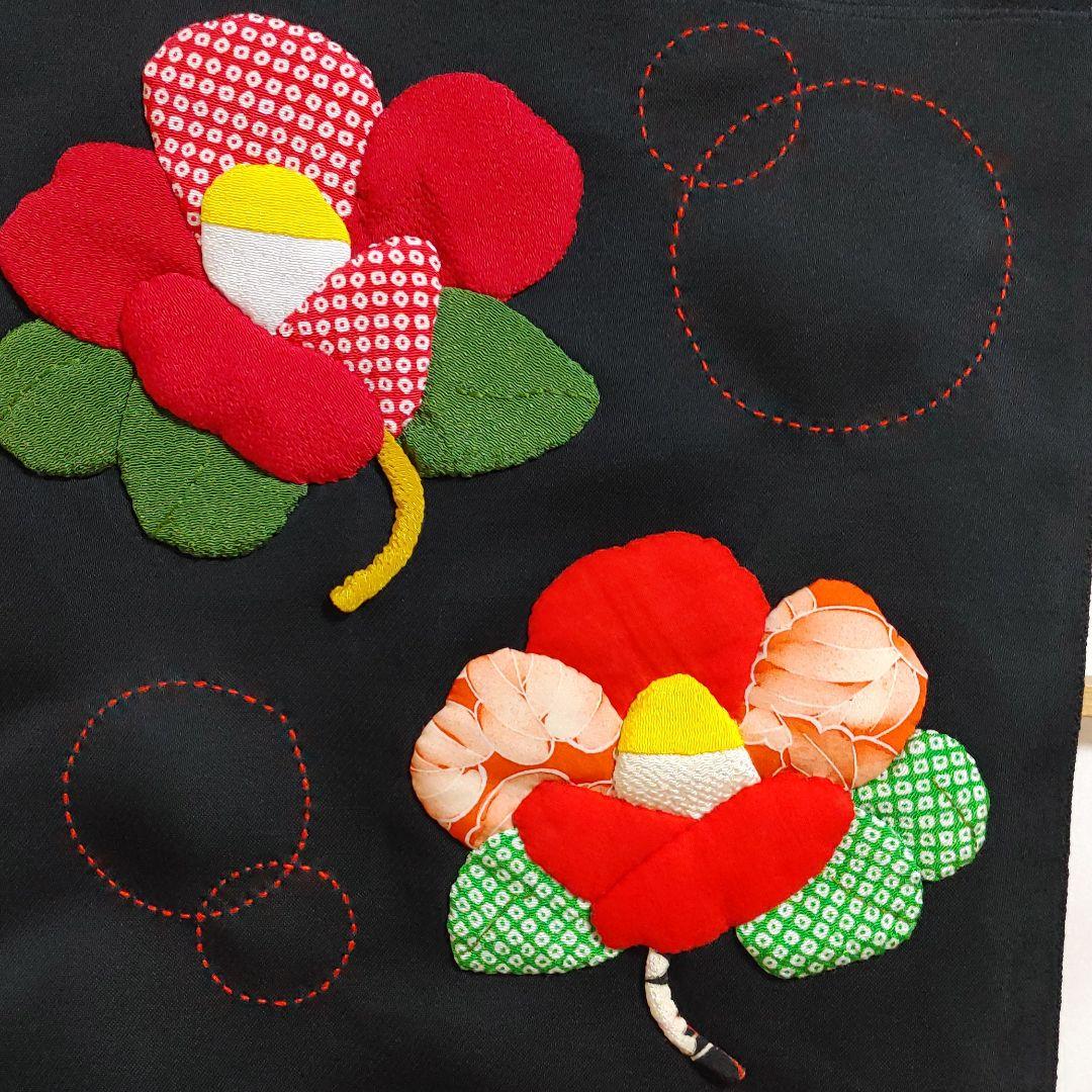 週末値下げ椿の壁飾りハンドメイドのタペストリー