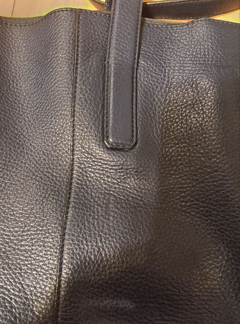 TOD'S ペーパーバッグ　ネイビー レザー トートバッグ