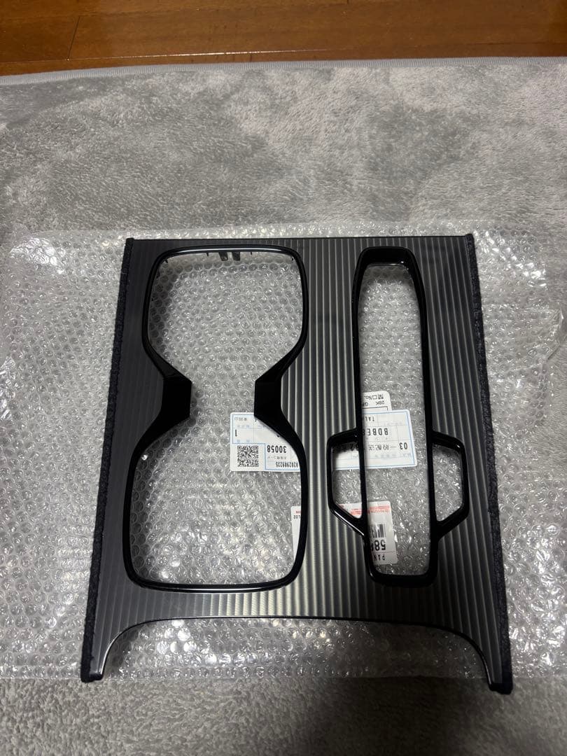 レクサス純正　レクサスRX 350Fスポーツ　ドリンクホルダー。