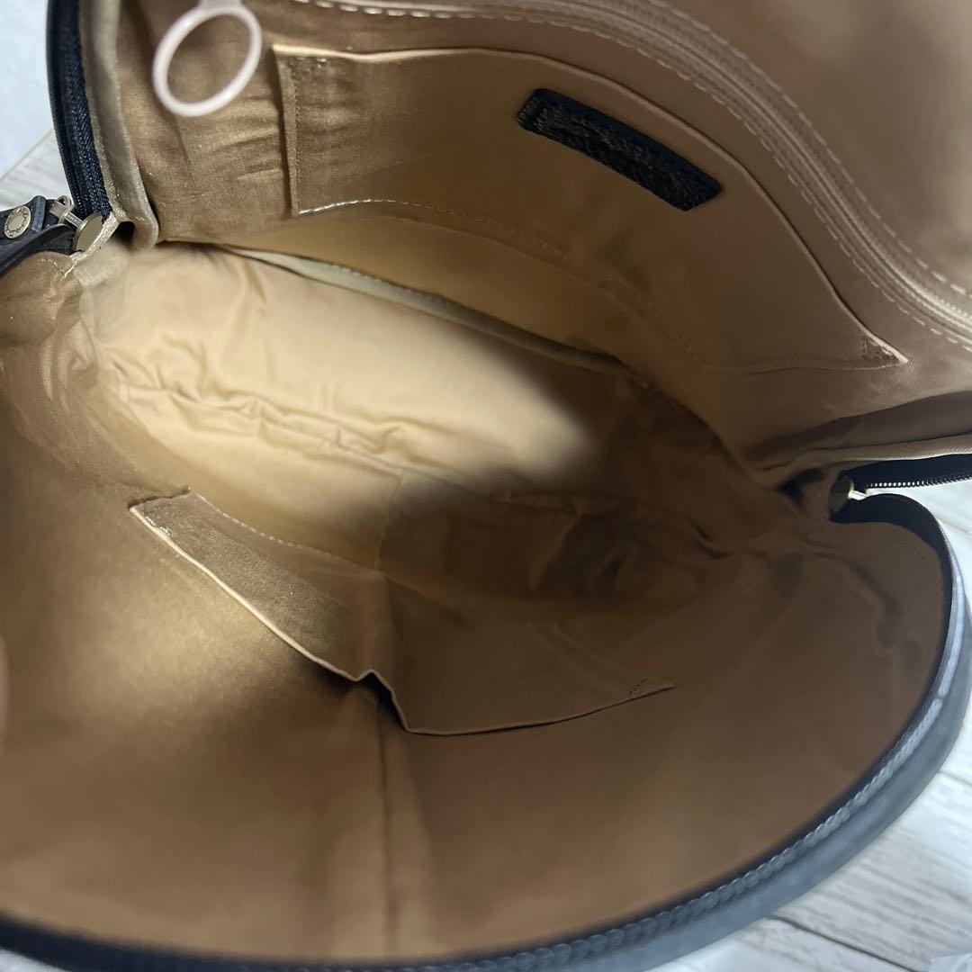 新品　未使用　ダコタ　Dakota リュック　黒　牛革