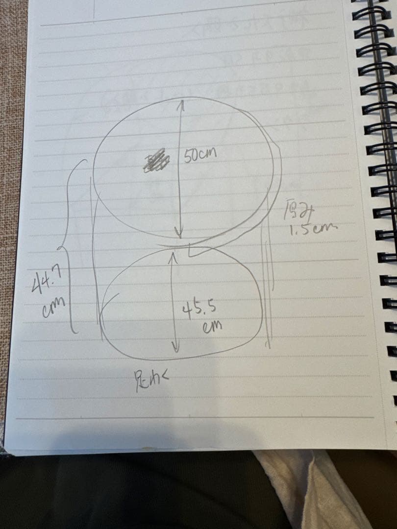 円形ガラスのサイドテーブル（黒フレーム）