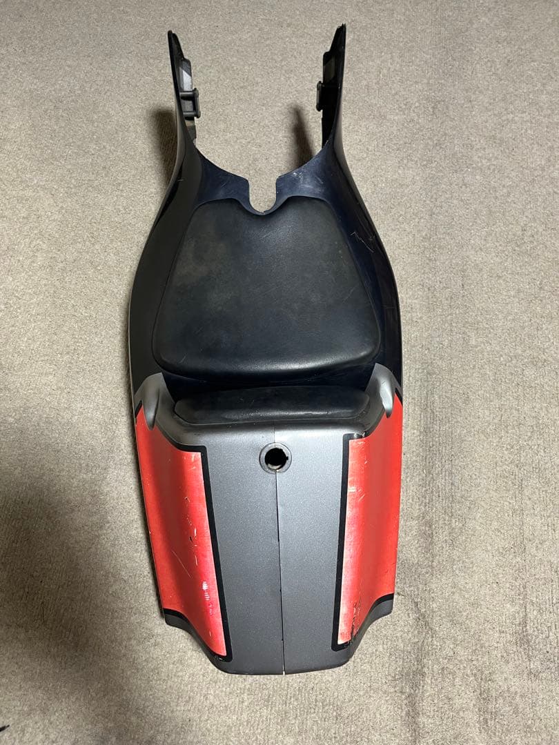 NSR50 純正シートカウル