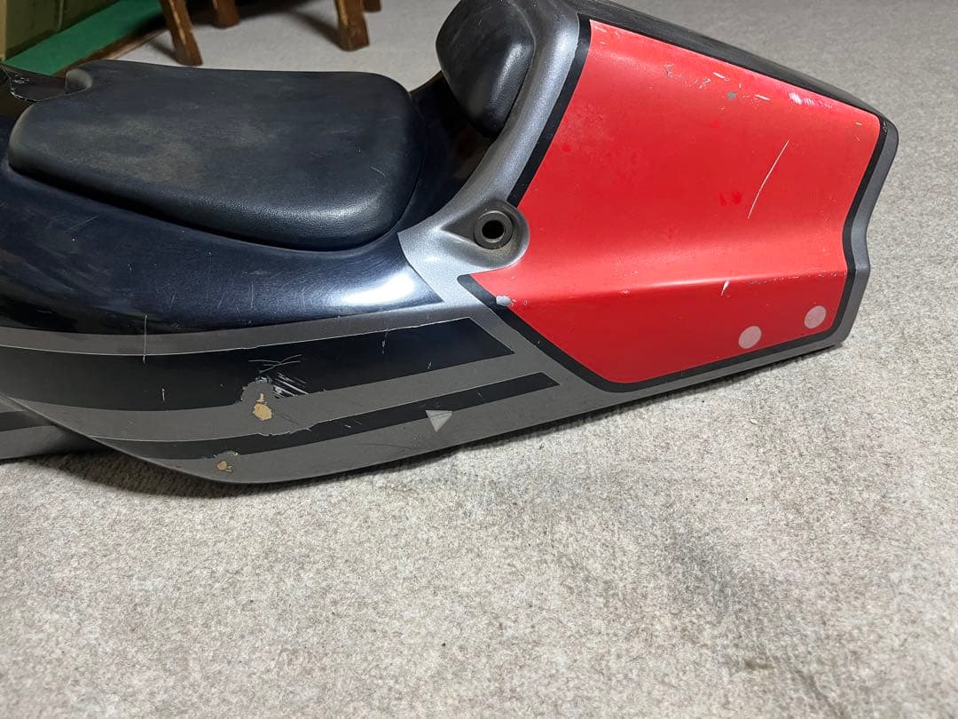 NSR50 純正シートカウル